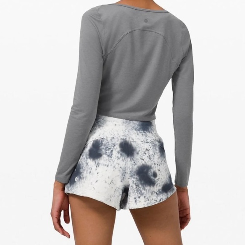 Lululemon Inner Glow Short size 6 Marble Dye